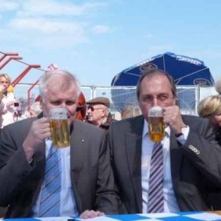 Größeres Bild ansehen